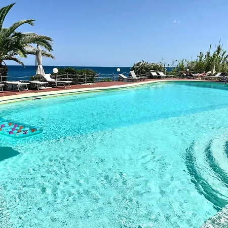 Feriehus Naxos Paradise Giardini Naxos